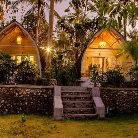 La Royale Nusa Penida Toyapakeh Exterior photo
