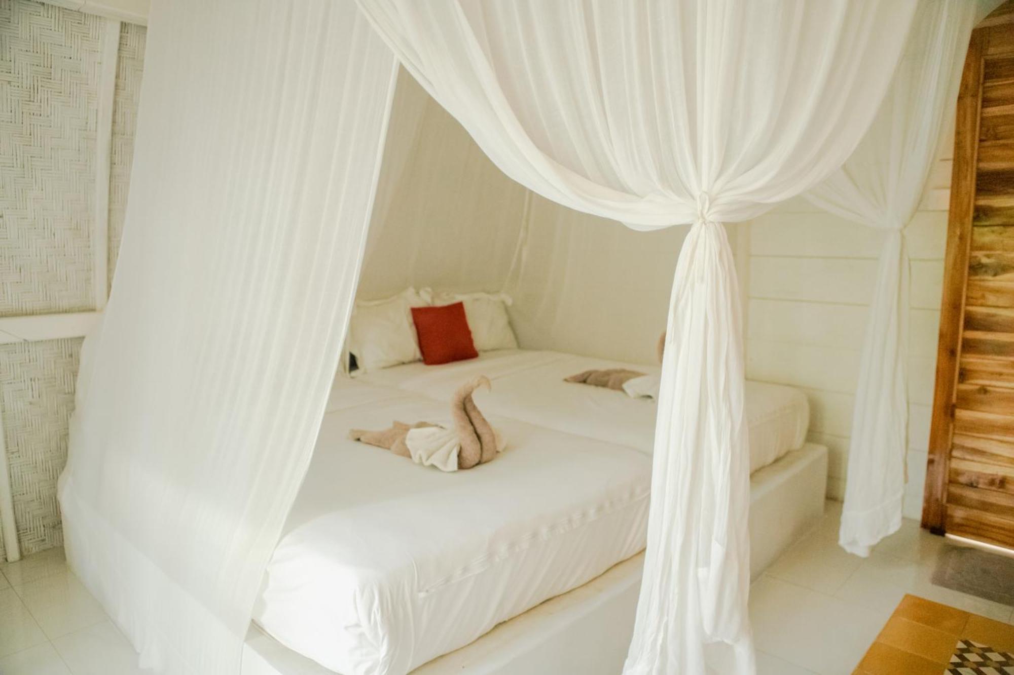 La Royale Nusa Penida Toyapakeh Exterior photo