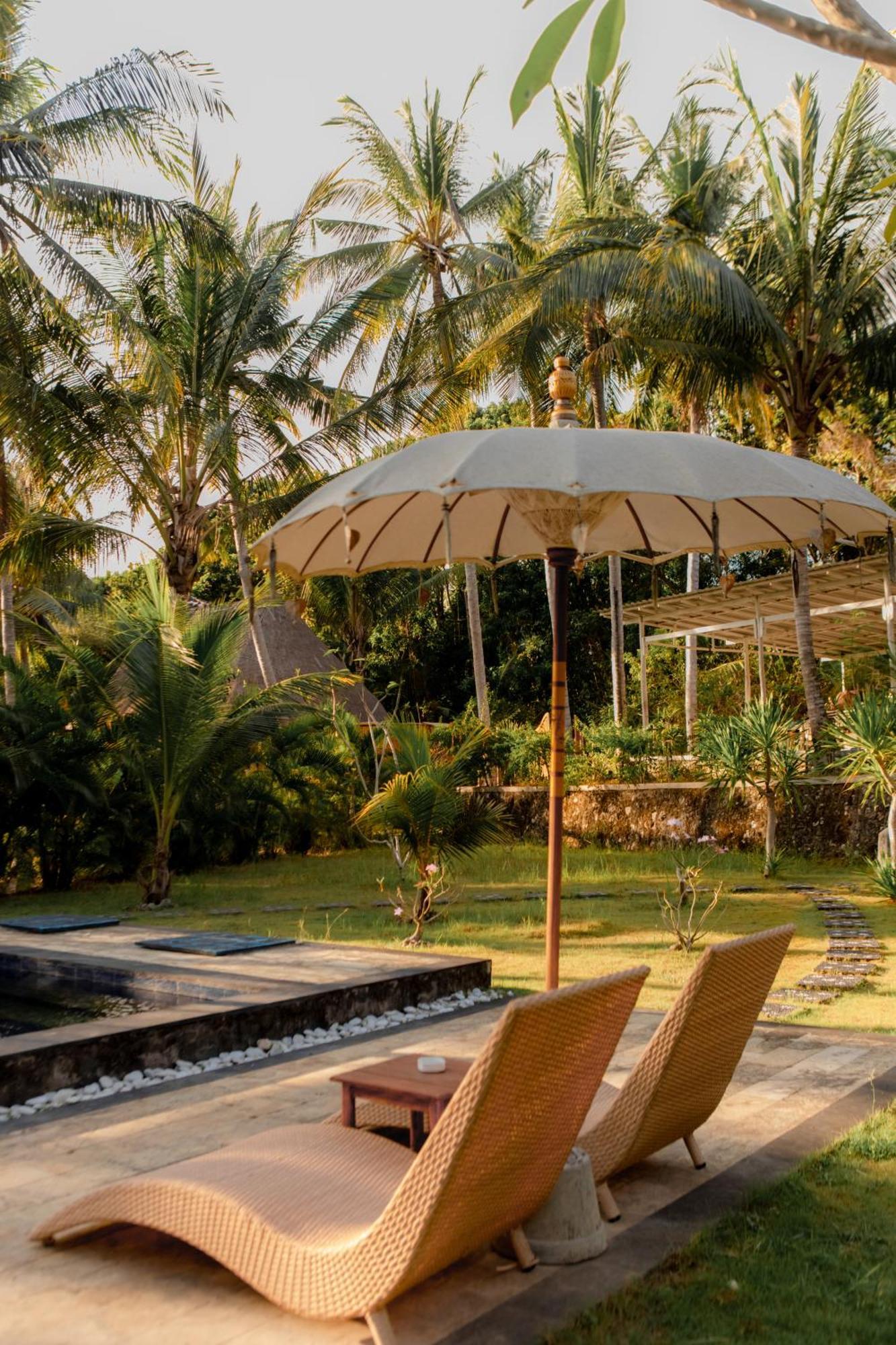 La Royale Nusa Penida Toyapakeh Exterior photo